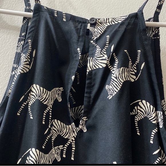 Trendy Top - Picture 3 of 3